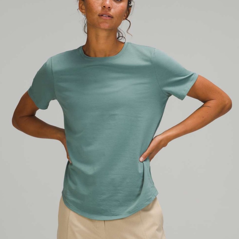 Lululemon Love Crew III